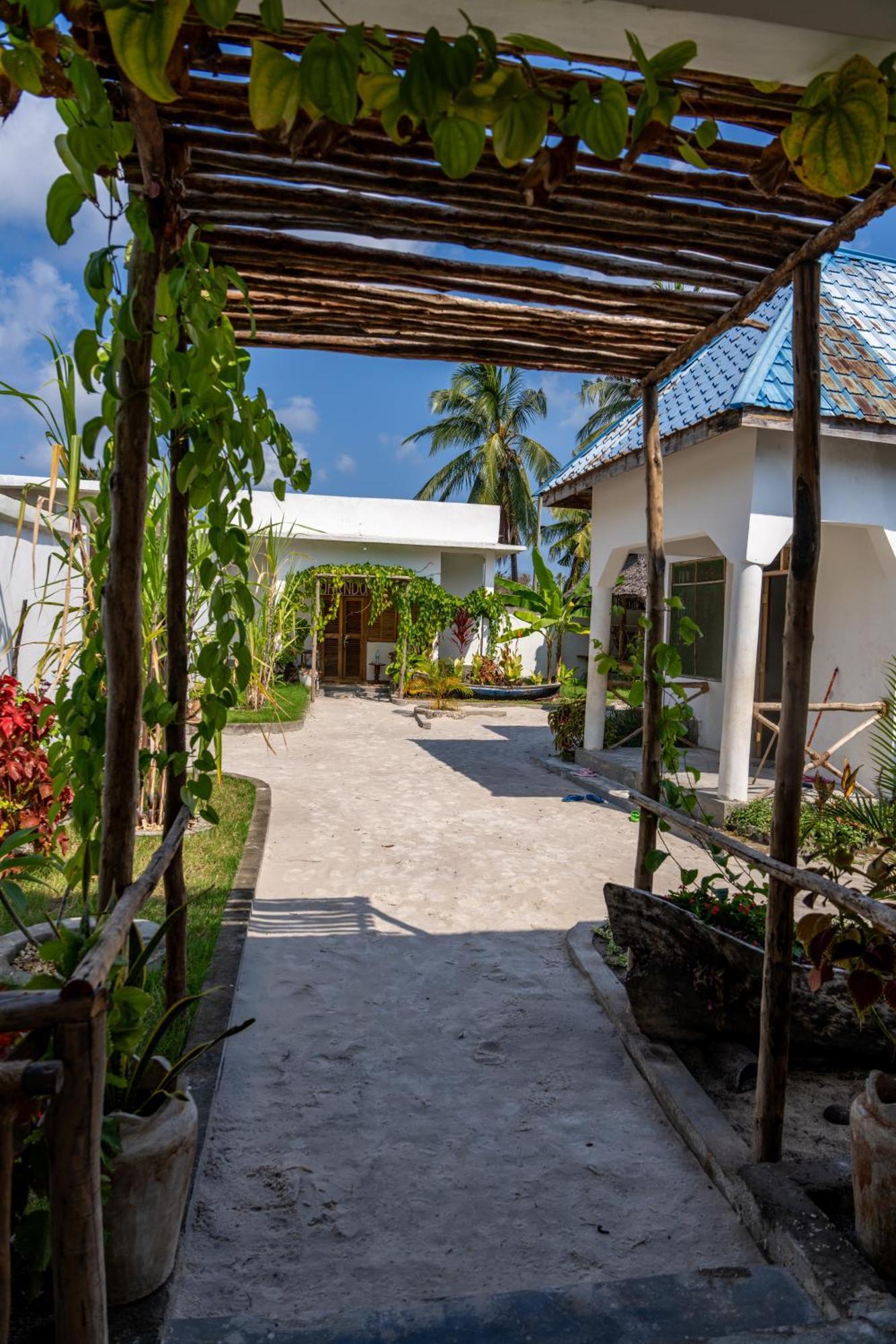 Mafia Island Bungalows Utende 外观 照片